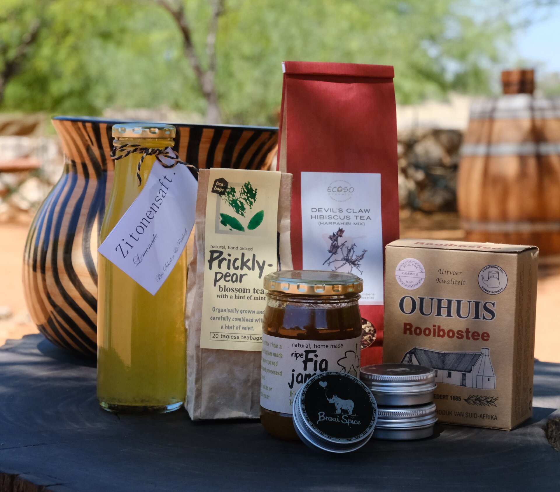 Shop Kuzikus regionale Lebensmittel Spezialit&auml;ten Souvenirs Namibia
